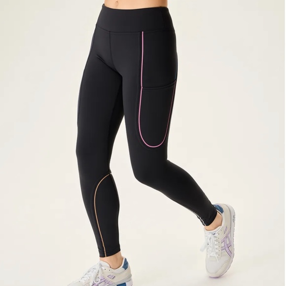 Outdoor Voices Frostknit 7/8 Leggings - Black/rainbow reflective OV BNWT! - Picture 1 of 10